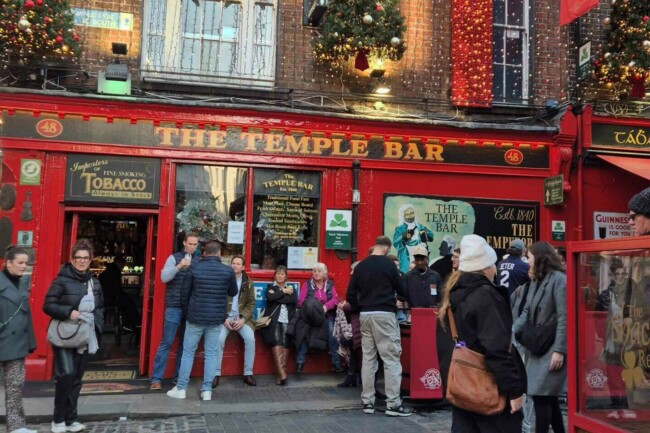 Paikallinen nähtävyys The Temple Bar Irlannissa Erasmus+ matkalta.